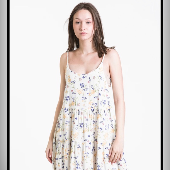 Brand New - White Floral Harlow Dress - Picture 2 of 8